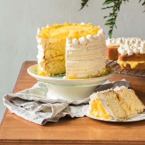 lemon-layer-cake-with-vanilla-pudding-buttercream-saltwaterdaughters-01